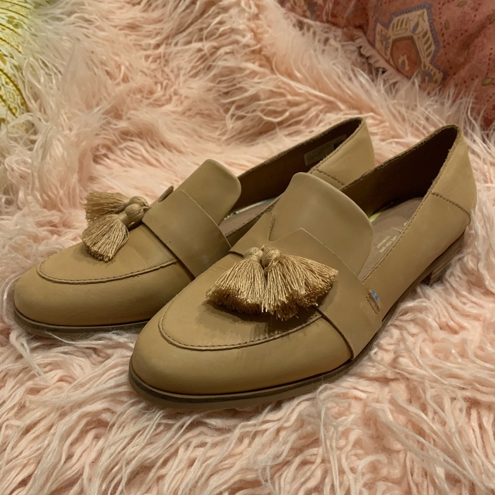 Toms Tan Loafers with tassel